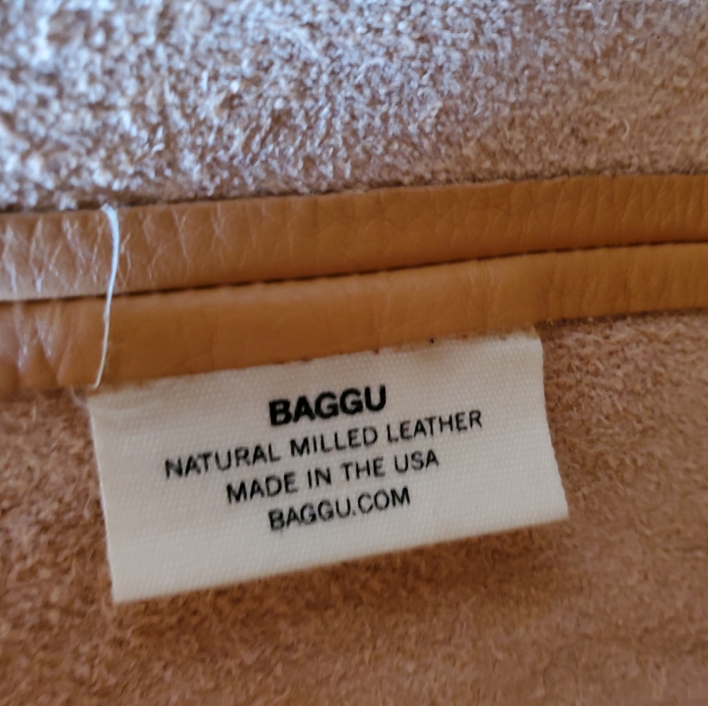 BAGGU Tan Crossbody Bag - Picture 7 of 7